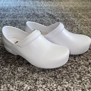 Nursing Clogs